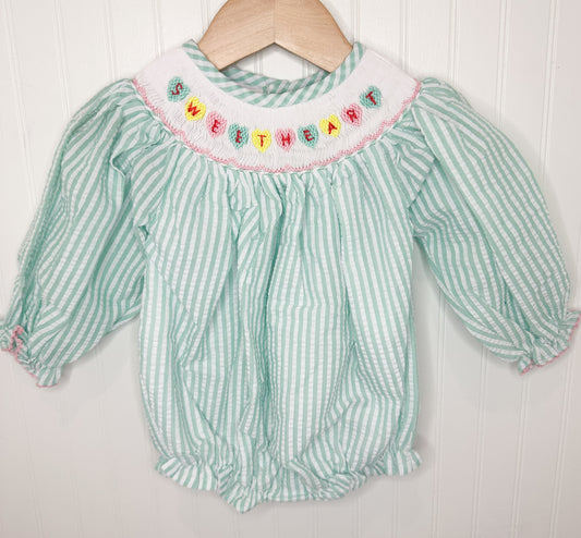 Conversation Hearts Bubble: SWEETHEART smock plate