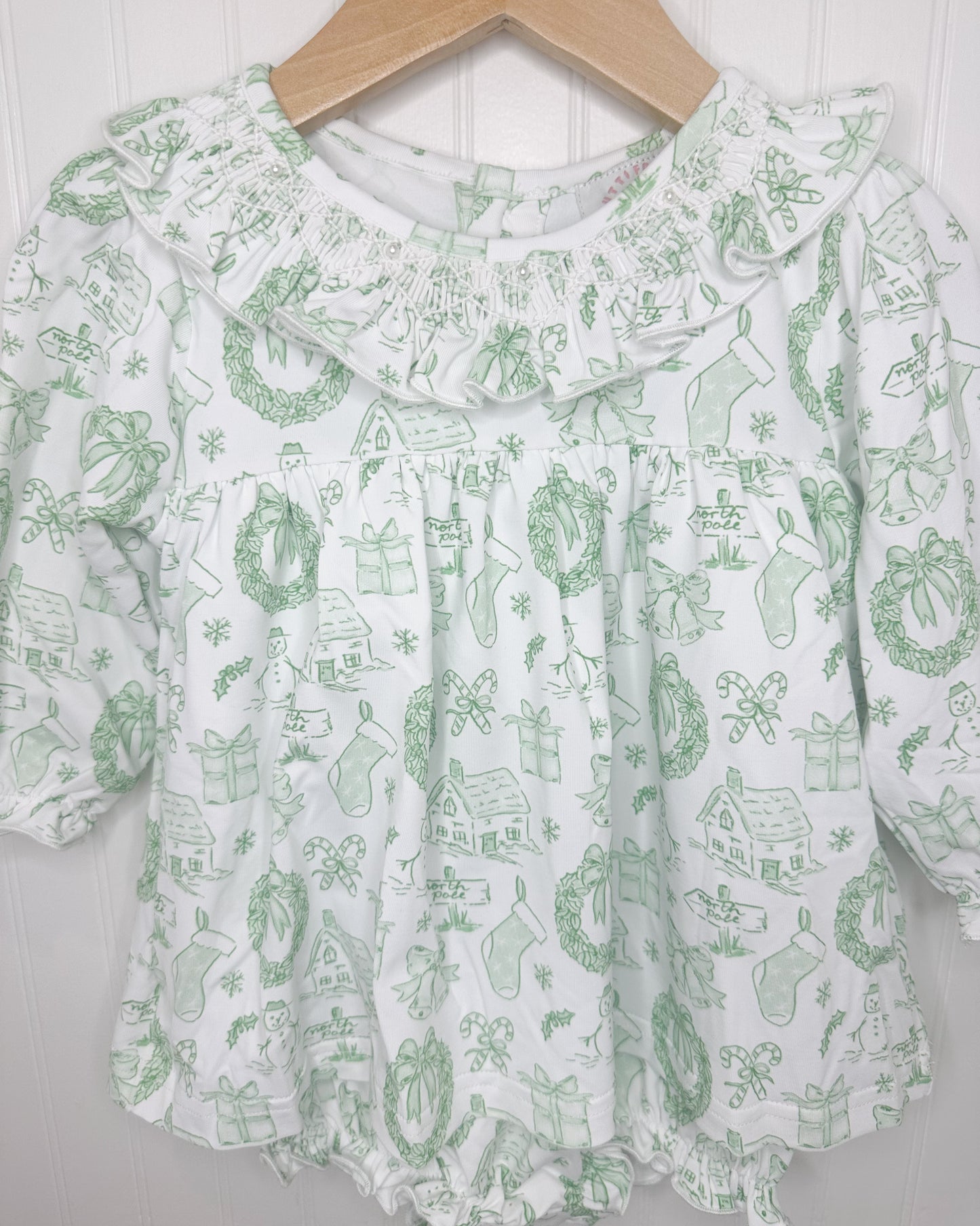 Toile Tidings Skirted bubble